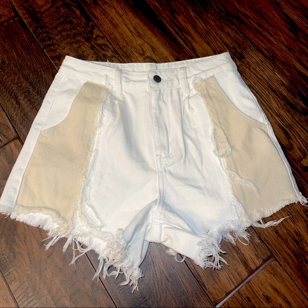 Fringed jean shorts